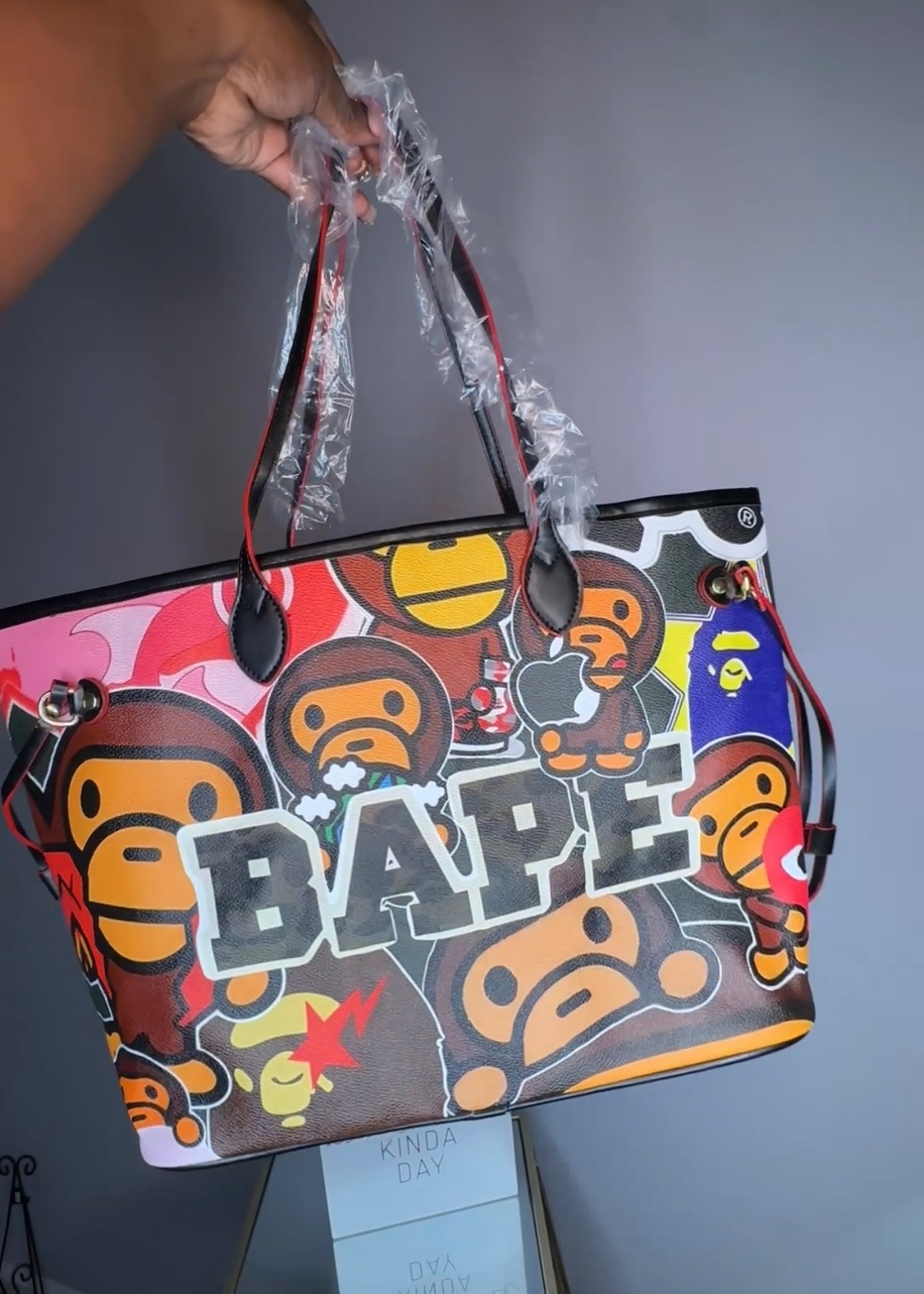 Hot girl tote
